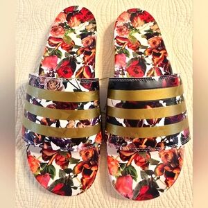 NWt Adidas Adilette Comfort Floral Slip On Slides / Slippers